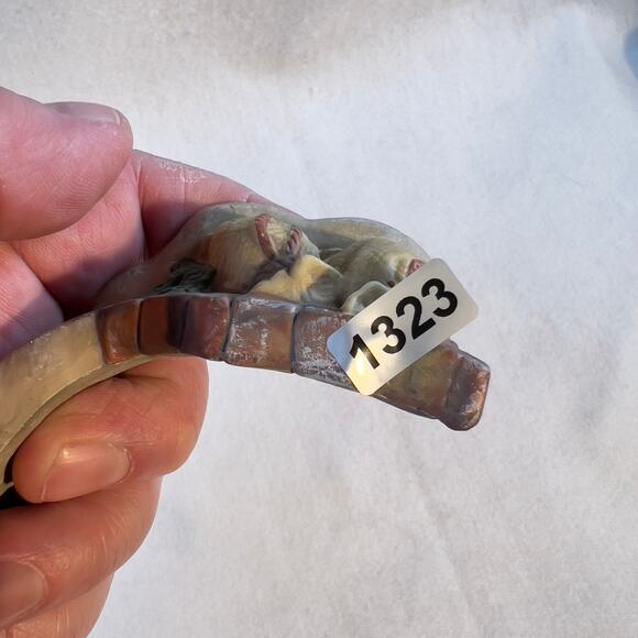 Grandeur Noel '01 Bethlehem Village Stone Wall Collector Ed. O'Well Porcelain - Picture 10 of 10